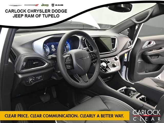 2026 Chrysler Pacifica Limited - Photo 12