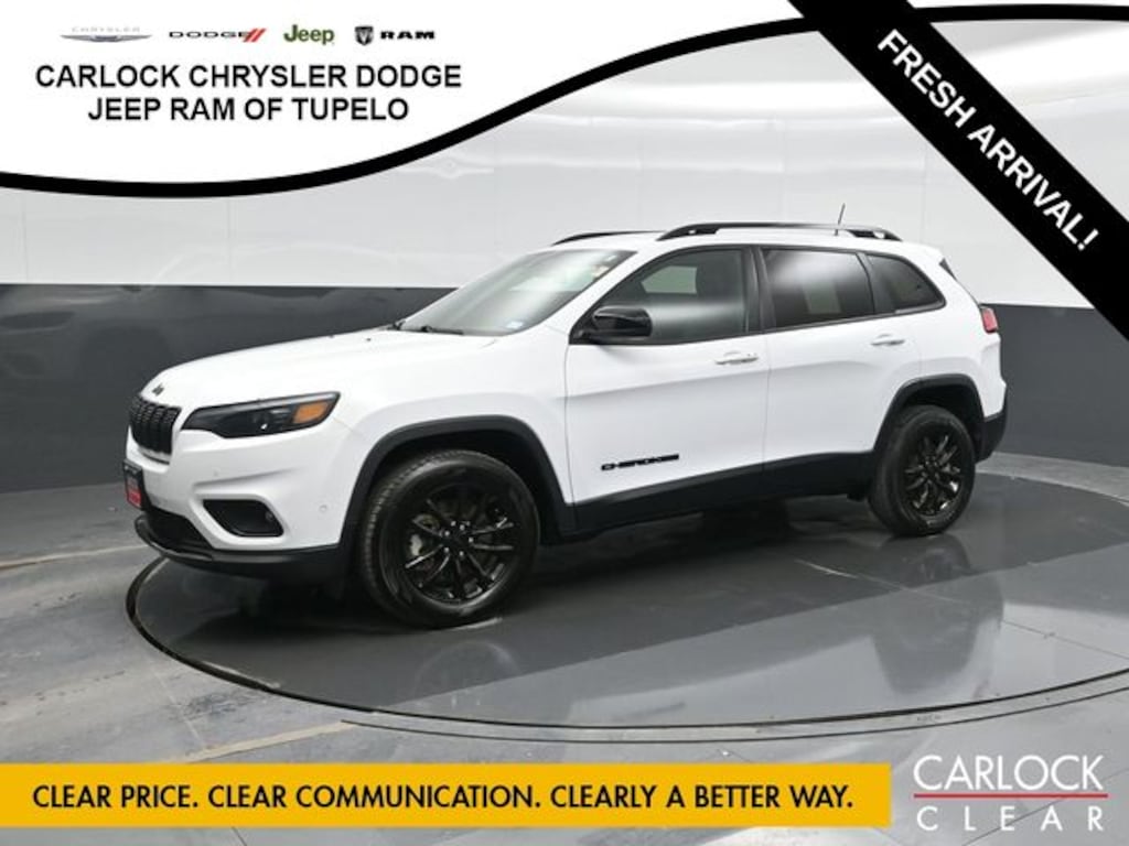 Used 2023 Jeep Cherokee Altitude Lux SUV