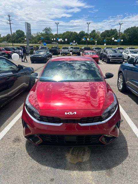 2024 Kia Forte GT-Line AT's photo