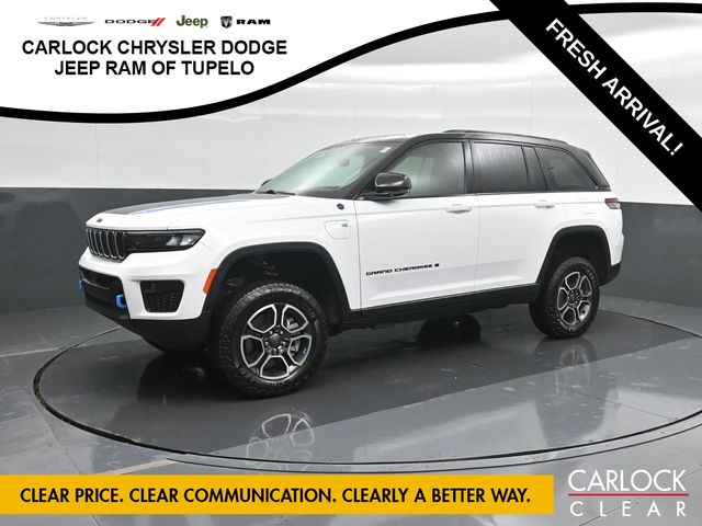 2022 Jeep Grand Cherokee 4xe Trailhawk