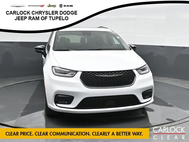 2026 Chrysler Pacifica Limited - Photo 7