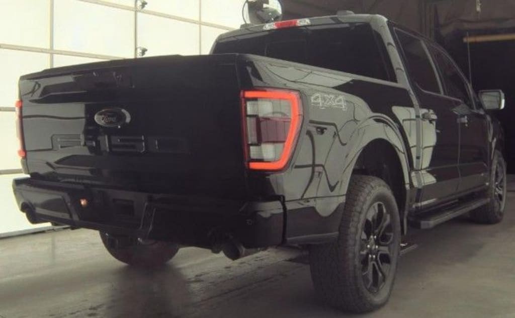 Used 2023 Ford F-150 XLT Truck SuperCrew Cab