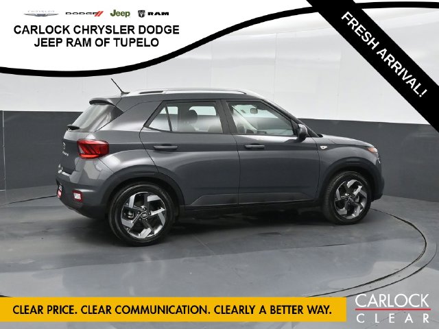 Used 2024 Hyundai Venue SUV