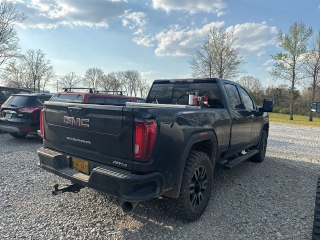 Used 2022 GMC Sierra 2500 HD AT4 Truck Crew Cab