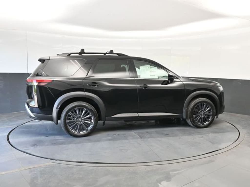 New 2026 Nissan Pathfinder SL SUV