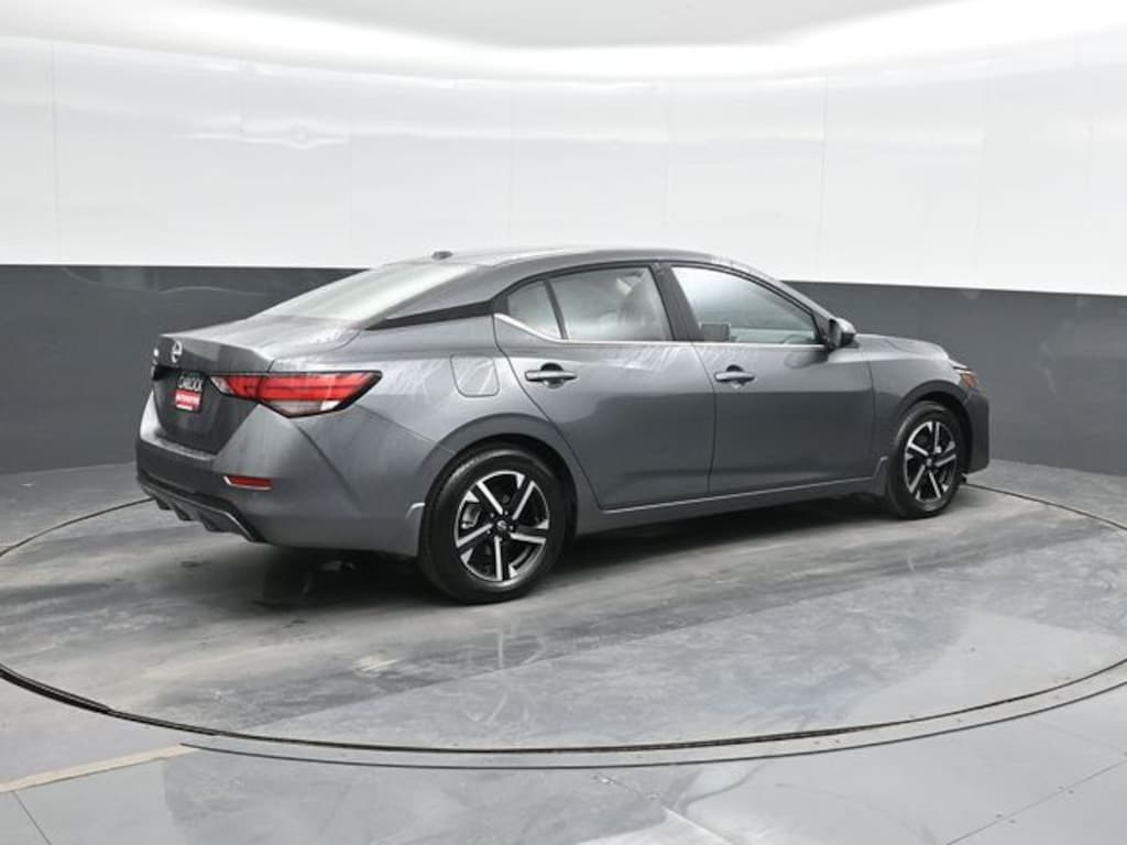 New 2025 Nissan Sentra SV Sedan