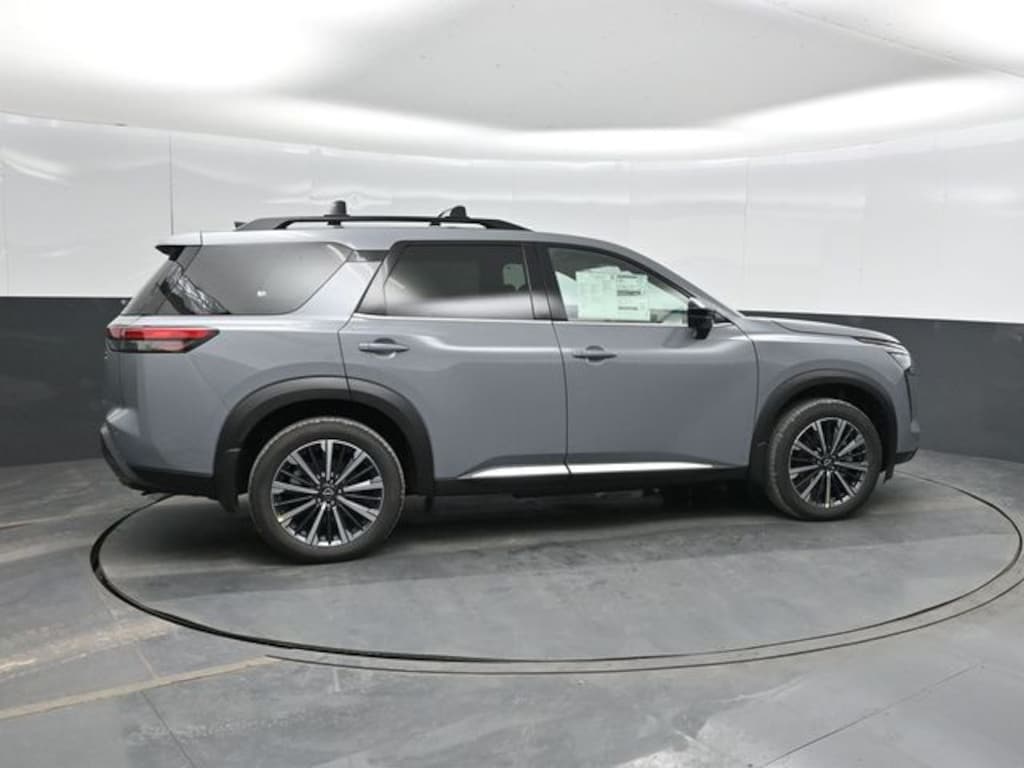 New 2026 Nissan Pathfinder Platinum SUV