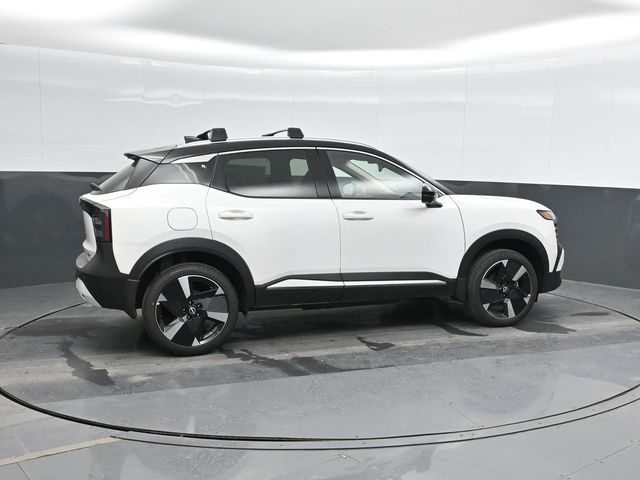 2026 Nissan Kicks SR photo 3