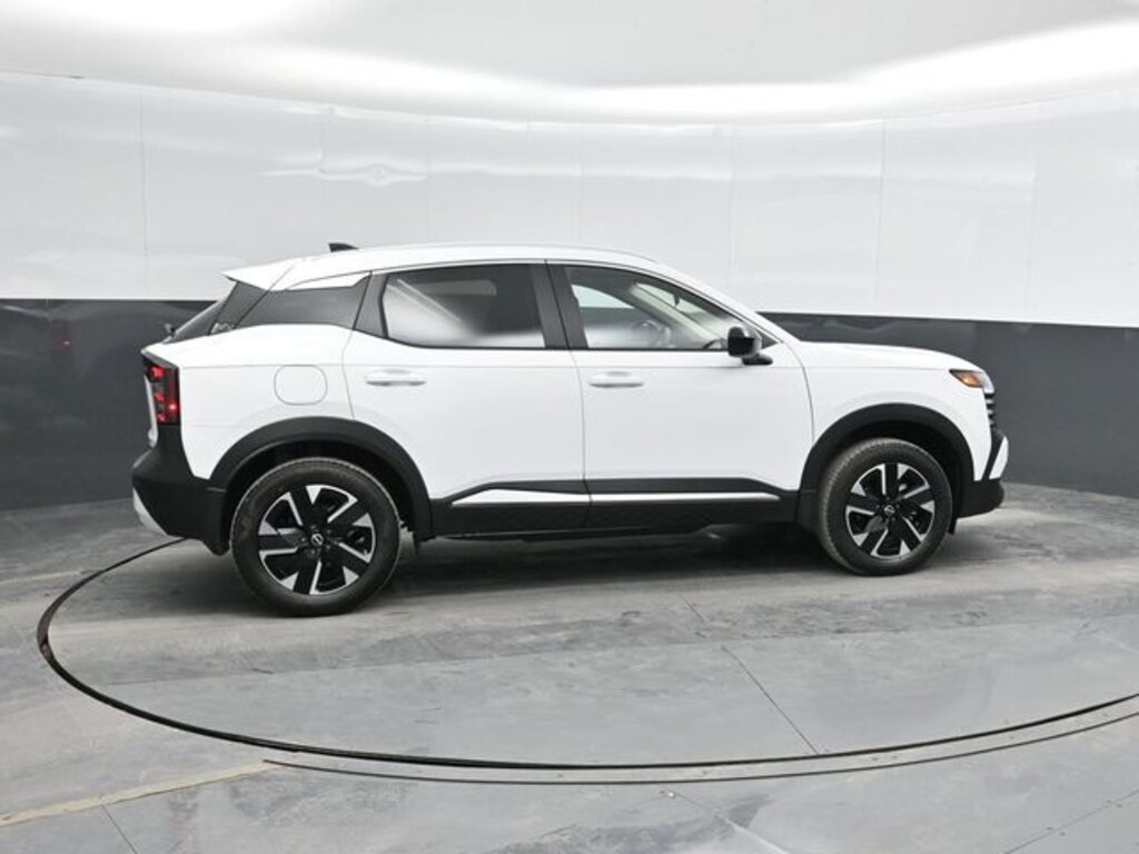 New 2026 Nissan Kicks SV SUV