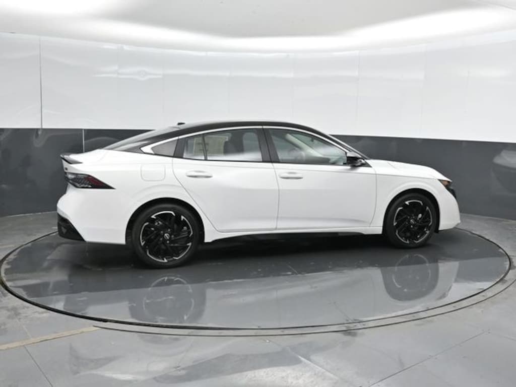 New 2026 Nissan Sentra SR Sedan