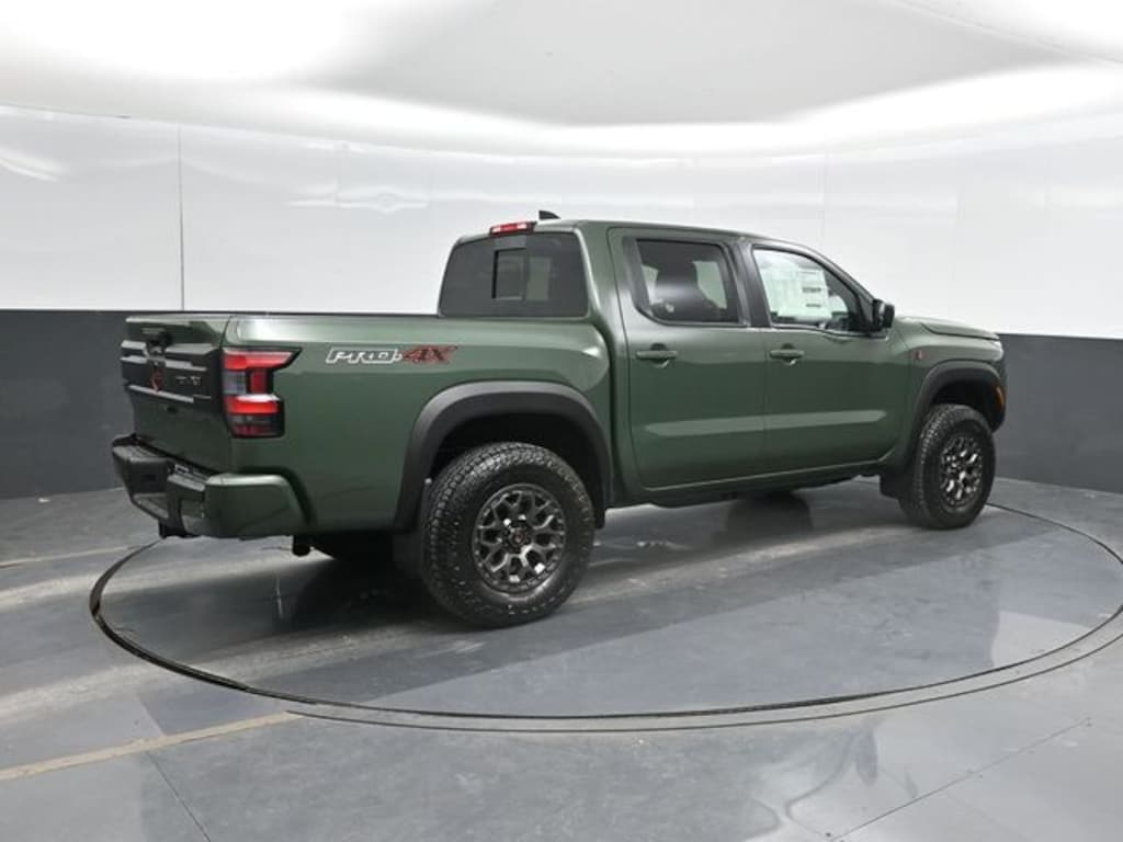 New 2026 Nissan Frontier PRO-4X w/R Package Truck Crew Cab