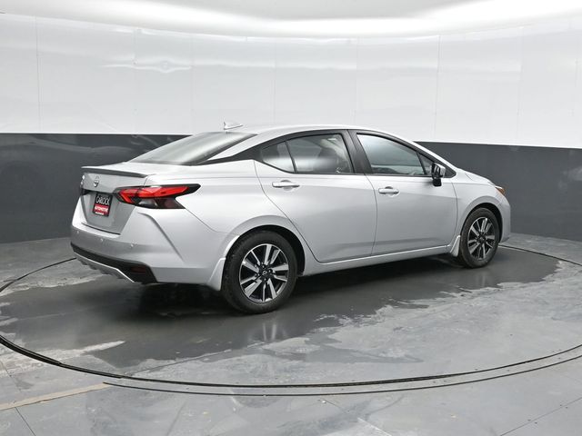 2025 Nissan Versa 1.6 SV photo 2