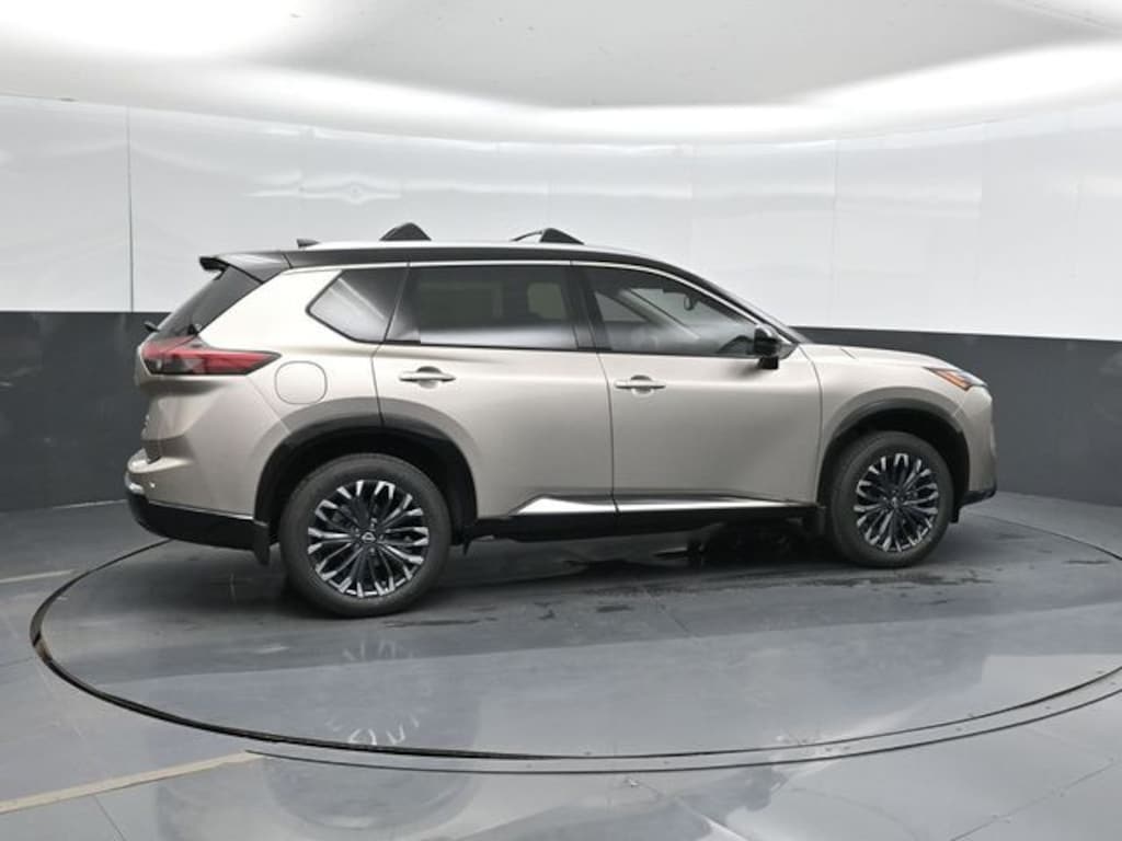 New 2026 Nissan Rogue Platinum SUV