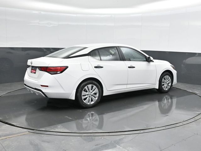 2025 Nissan Sentra S photo 2
