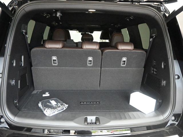 2025 Nissan Armada Platinum Reserve - Photo 31