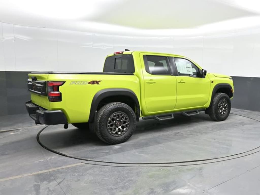 New 2026 Nissan Frontier PRO-4X w/R Package Truck Crew Cab