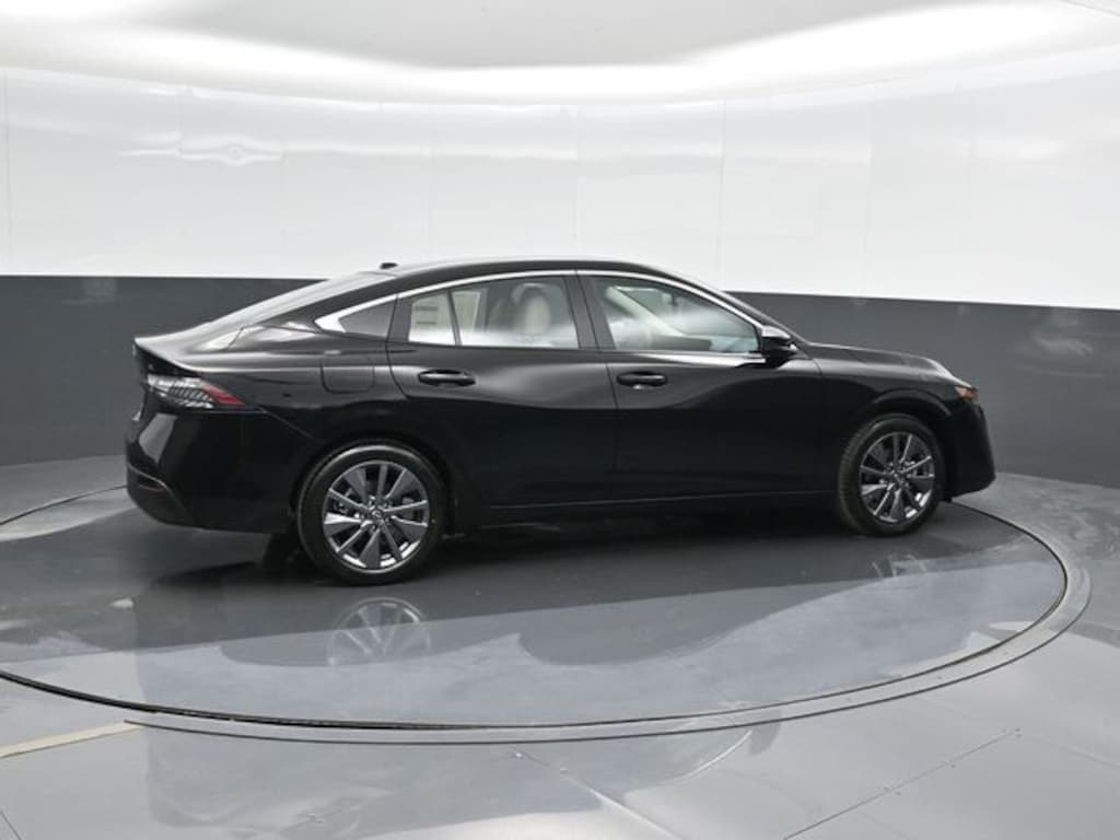 New 2026 Nissan Sentra SL Sedan