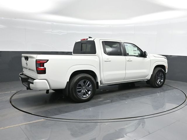 2025 Nissan Frontier SV photo 2