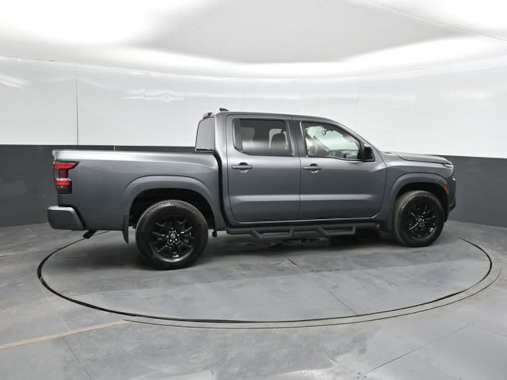 Used 2023 Nissan Frontier SV Truck Crew Cab