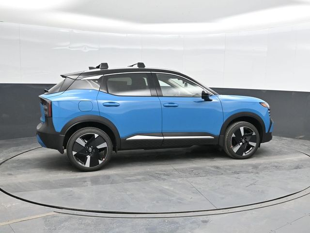 2026 Nissan Kicks SR photo 3