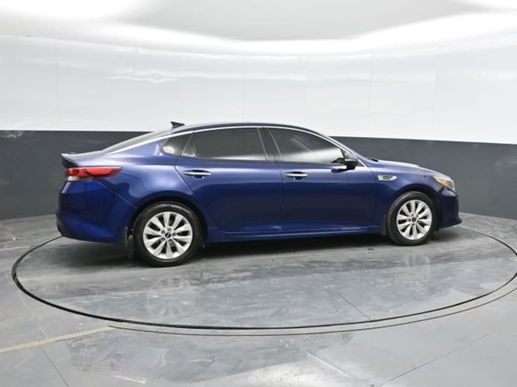 Used 2018 Kia Optima S Sedan