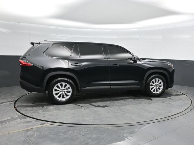 2024 Toyota Grand Highlander XLE photo 3