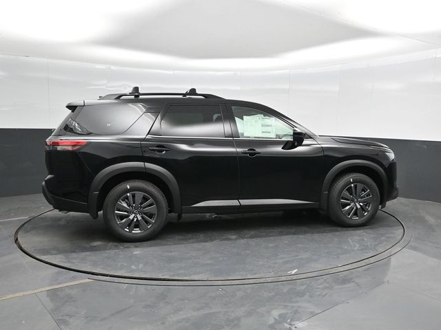 2025 Nissan Pathfinder SV photo 3