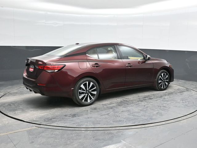 2025 Nissan Sentra SV photo 2