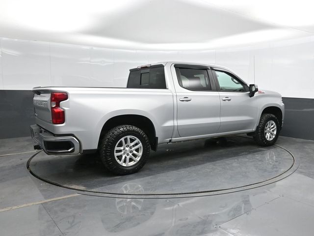 2020 Chevrolet Silverado 1500 LT photo 2