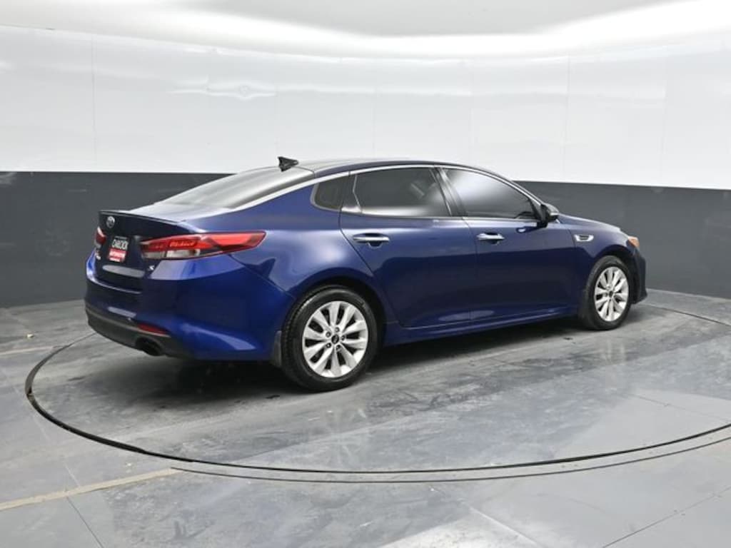 Used 2018 Kia Optima S Sedan
