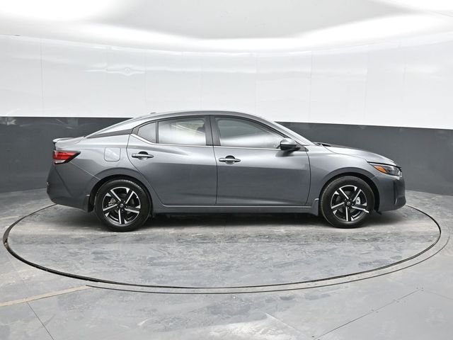 2025 Nissan Sentra SV photo 2
