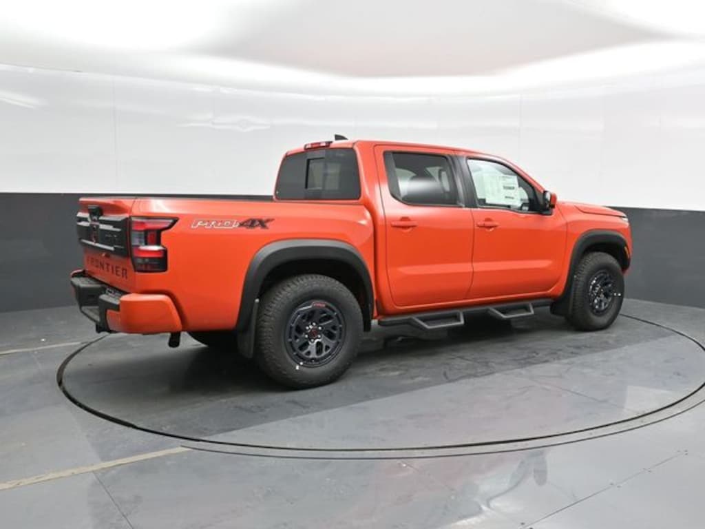 New 2025 Nissan Frontier PRO-4X Truck Crew Cab