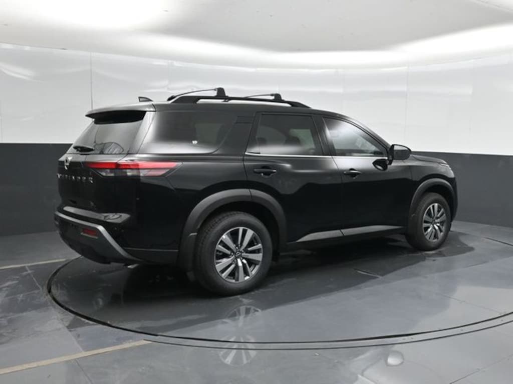 New 2026 Nissan Pathfinder SL SUV