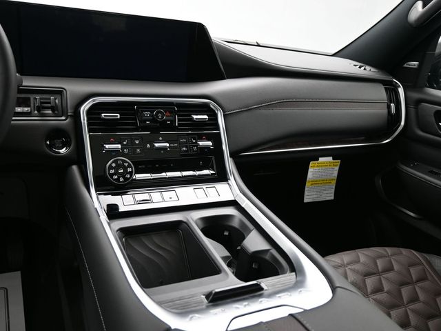2025 Nissan Armada Platinum Reserve - Photo 27