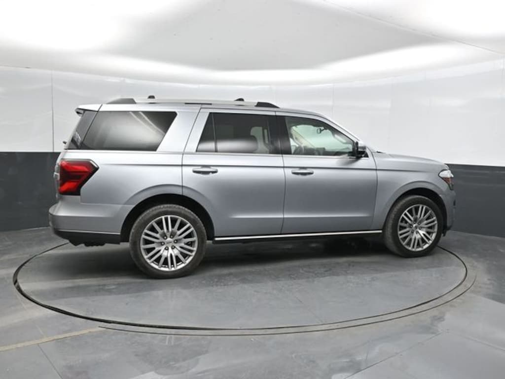 Used 2024 Ford Expedition Limited SUV