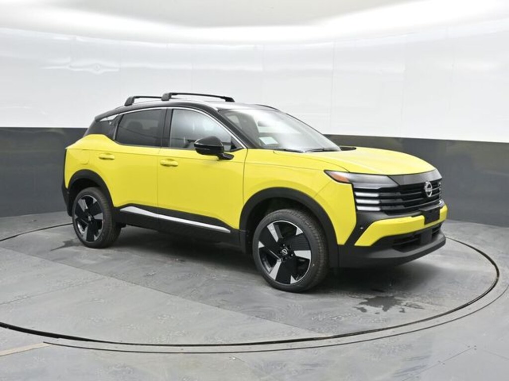 New 2026 Nissan Kicks SR SUV
