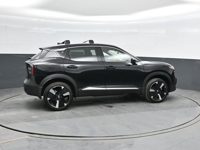 2026 Nissan Kicks SR photo 2