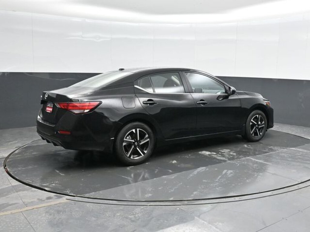New 2025 Nissan Sentra SV Sedan