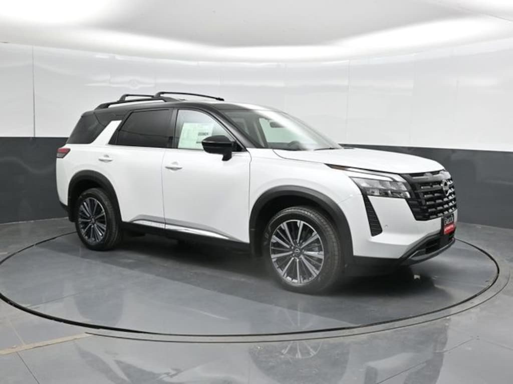 New 2026 Nissan Pathfinder Platinum SUV