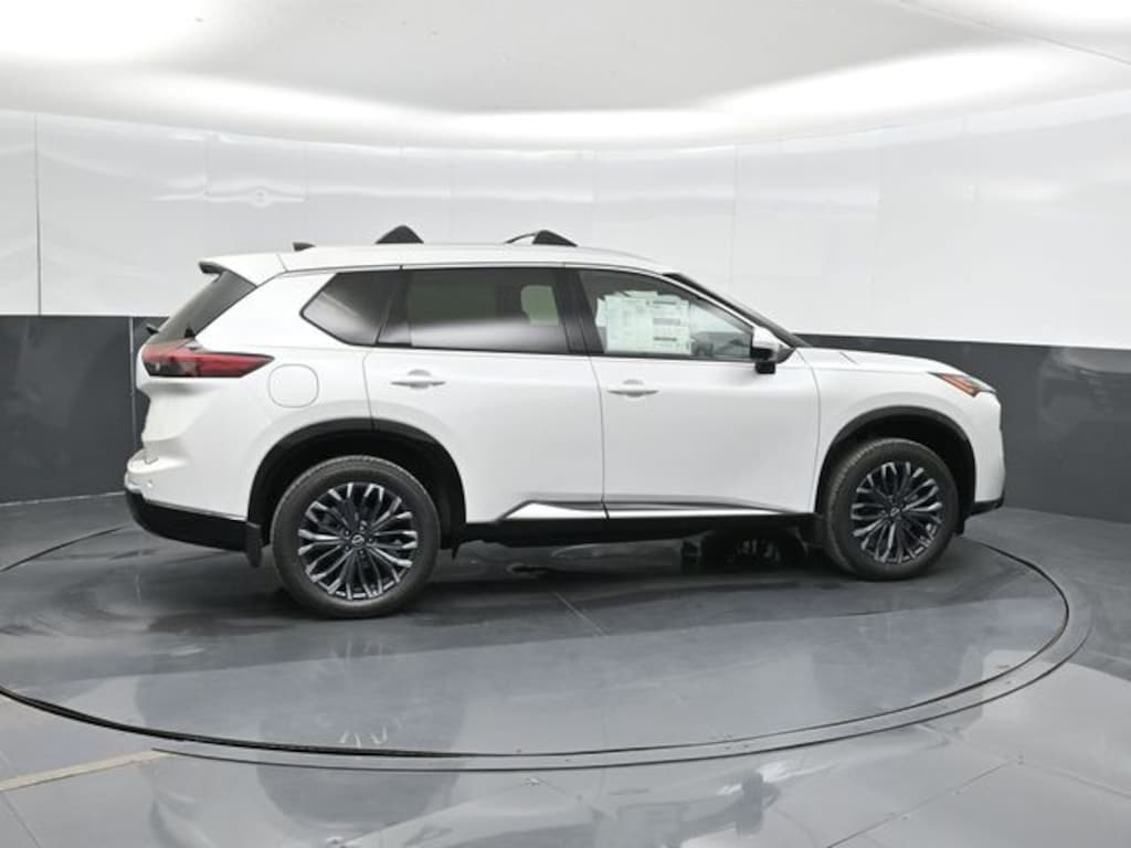 New 2026 Nissan Rogue Platinum SUV