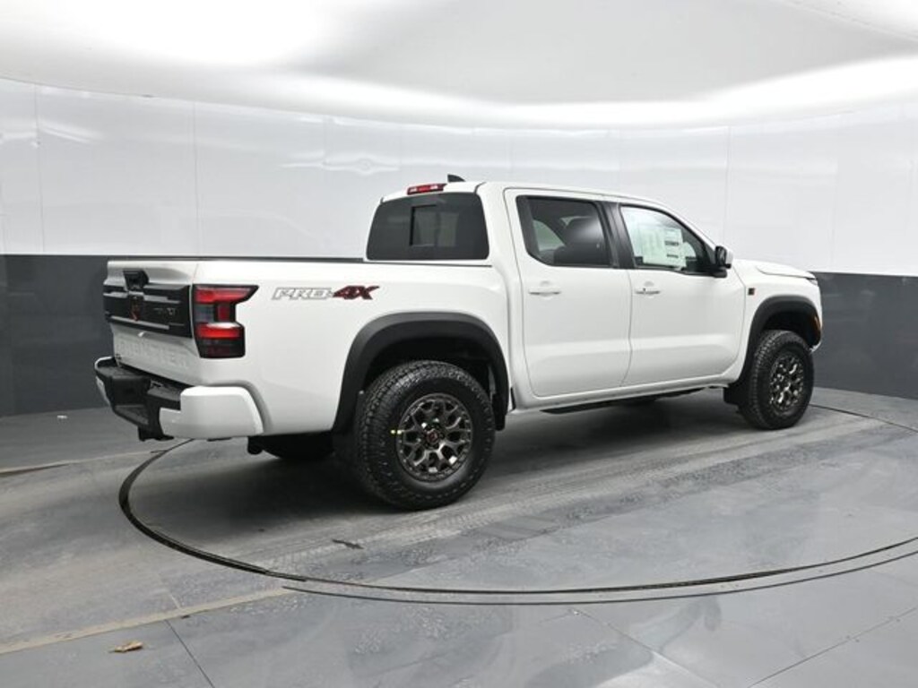 New 2026 Nissan Frontier PRO-4X w/R Package Truck Crew Cab