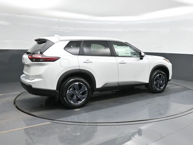 2026 Nissan Rogue SV photo 2