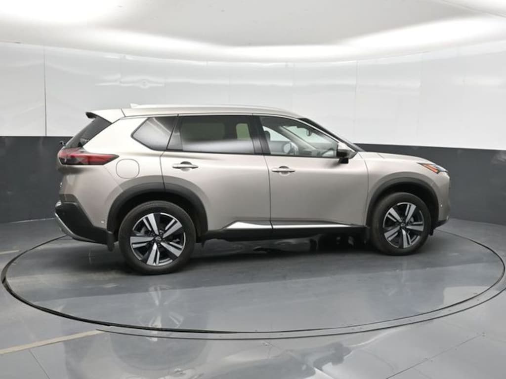 Used 2023 Nissan Rogue Platinum SUV