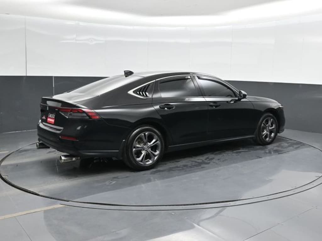 Used 2023 Honda Accord EX Sedan