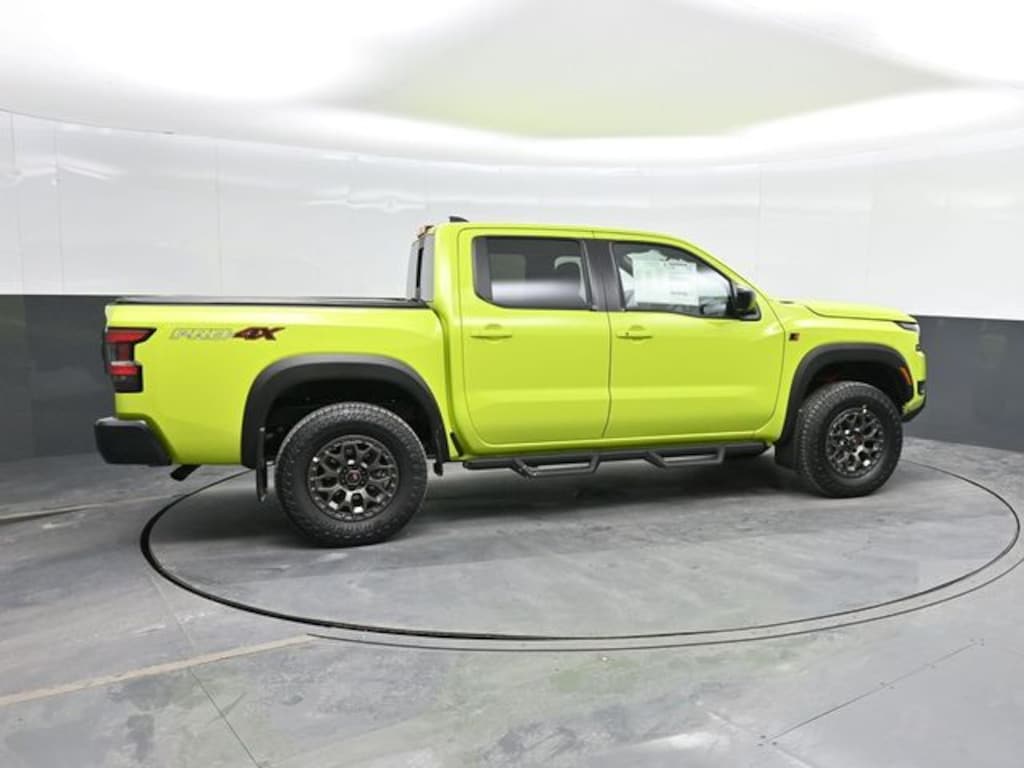New 2026 Nissan Frontier PRO-4X w/R Package Truck Crew Cab