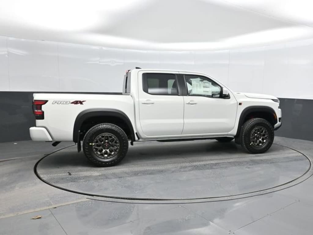 New 2026 Nissan Frontier PRO-4X w/R Package Truck Crew Cab