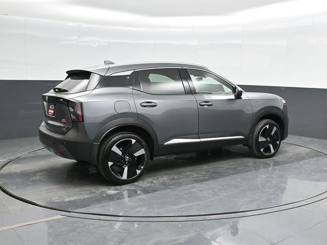 2025 Nissan Kicks SR photo 2
