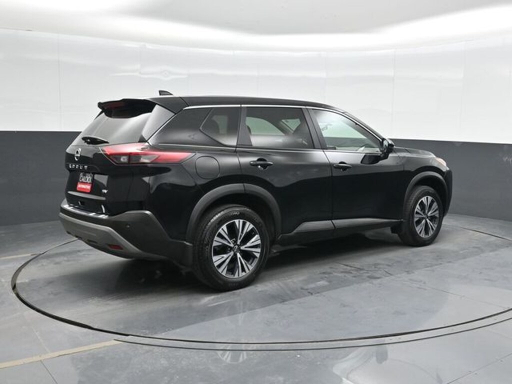 Used 2022 Nissan Rogue SV SUV