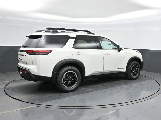 2025 Nissan Pathfinder Rock Creek photo 2