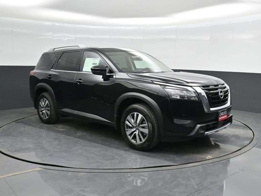 New 2025 Nissan Pathfinder SL SUV